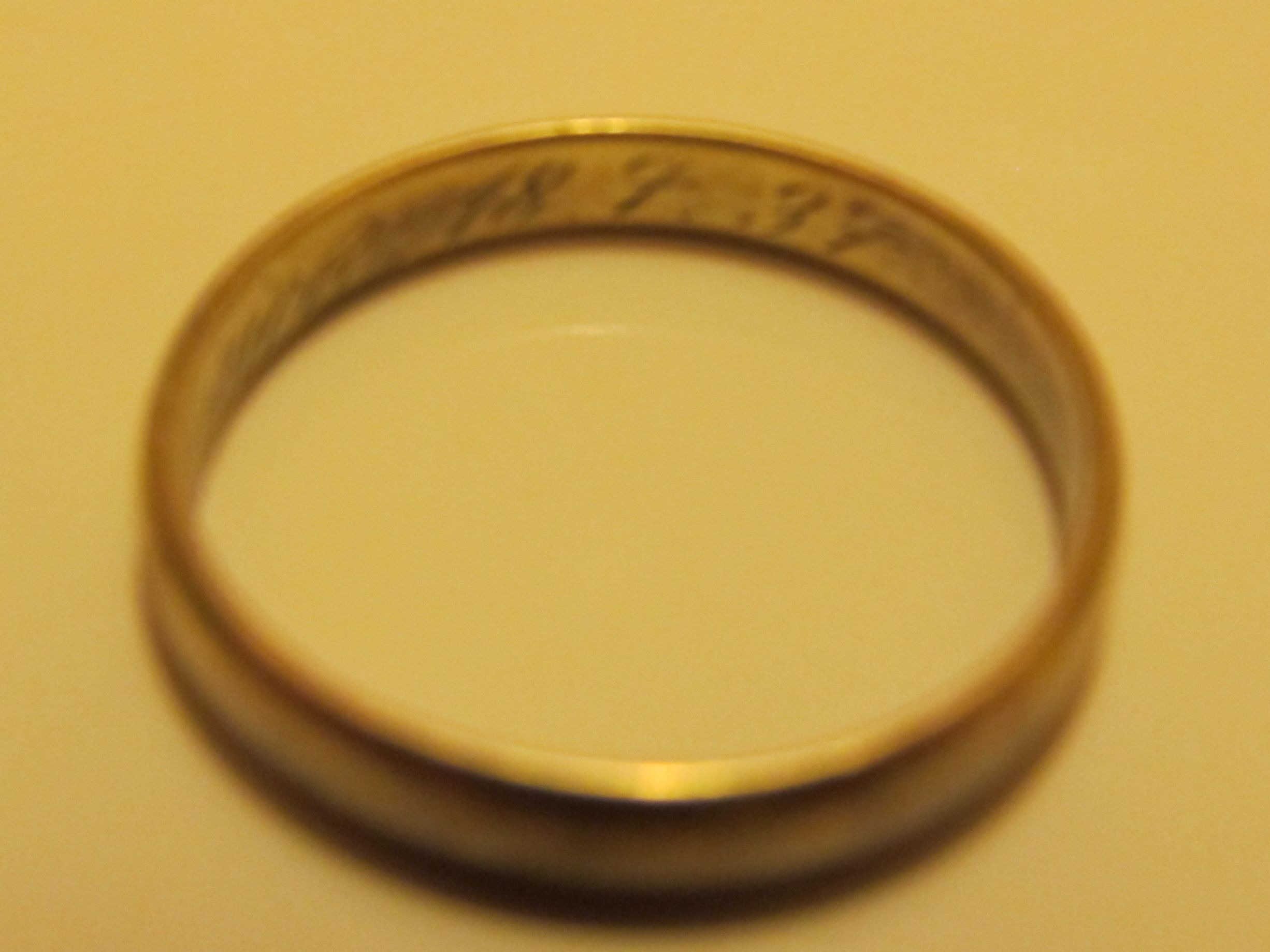 Немецкое золото 333 пробы. 333 проба золота фото. 325 проба металла. 825 проба золота. Немецкое золото 333 пробы.